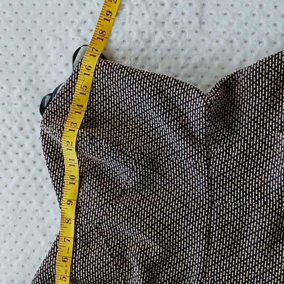 BCBG cute strapless mini peplum Party dress with keyhole back - Picture 10 of 13